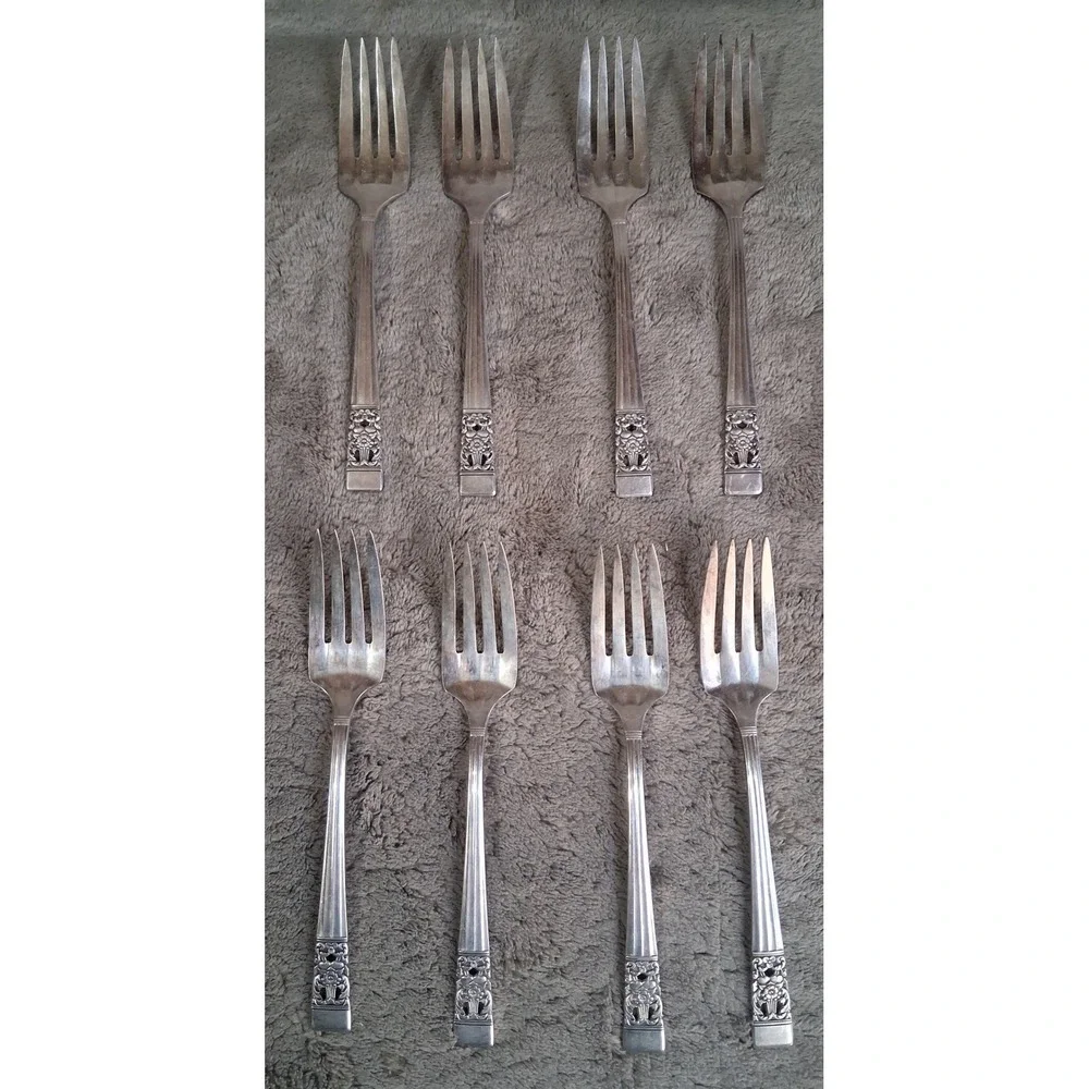 Vintage Oneida Community Coronation 1936 Silverplate Salad Forks Set of 8